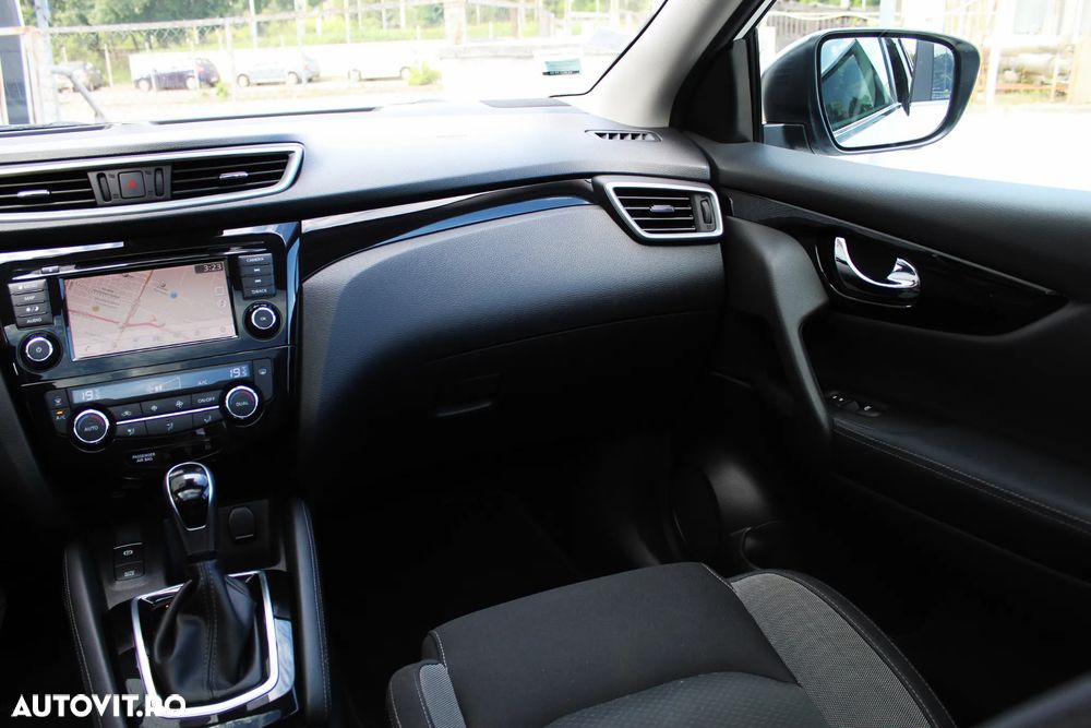 Nissan Qashqai 1.5 DCI DCT N-CONNECTA - 20