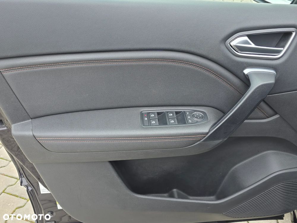 Renault Captur 1.3 TCe Intens EDC - 17