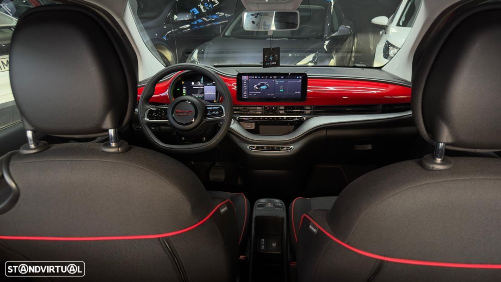 Fiat 500e 42kWh ICON - 31