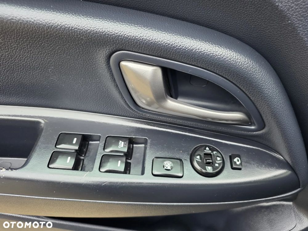 Kia Rio 1.4 Dream Team Edition - 23