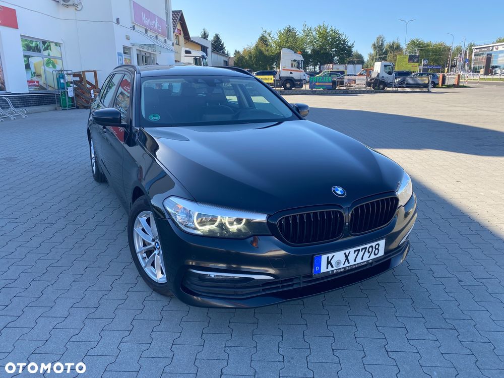 BMW Seria 5 530d Touring - 3