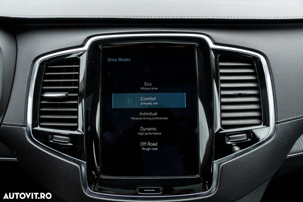 Volvo XC 90 B5 D AWD Geartronic Inscription - 33