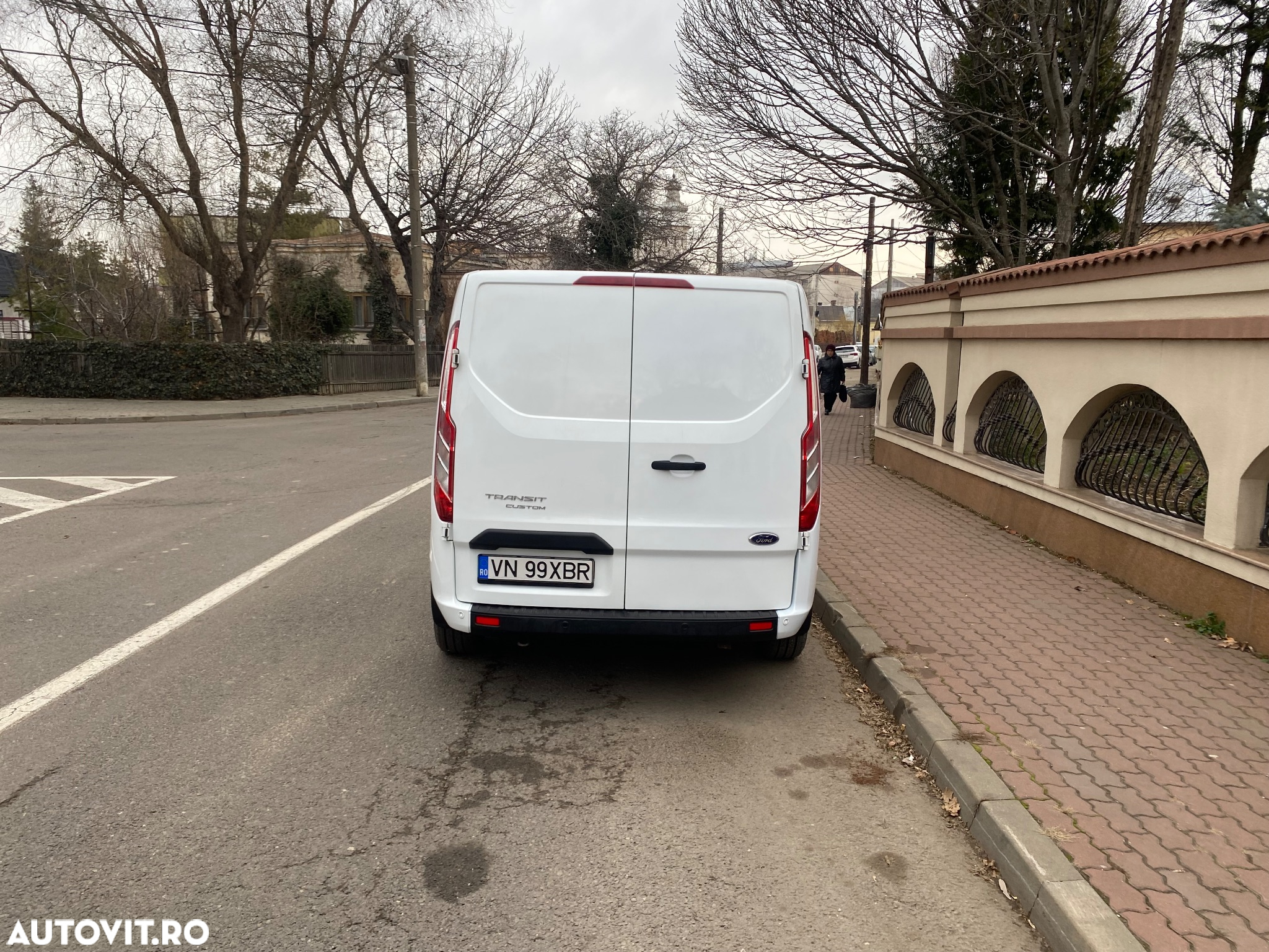 Ford Transit Custom Kombi 320 2.0 EcoBlue 130 CP L2H1 Trend - 4