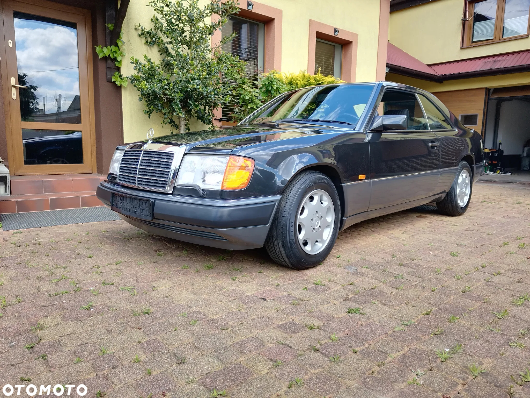 Mercedes-Benz W124 (1984-1993) - 36