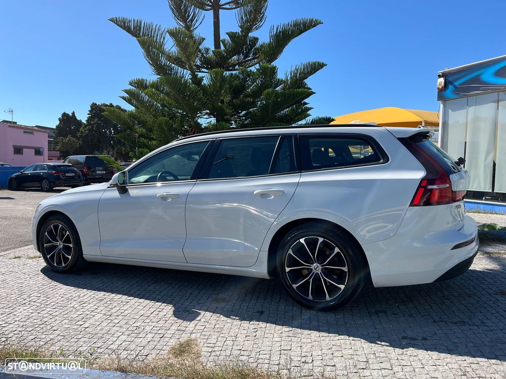 Volvo V60 2.0 D3 Momentum Plus - 14