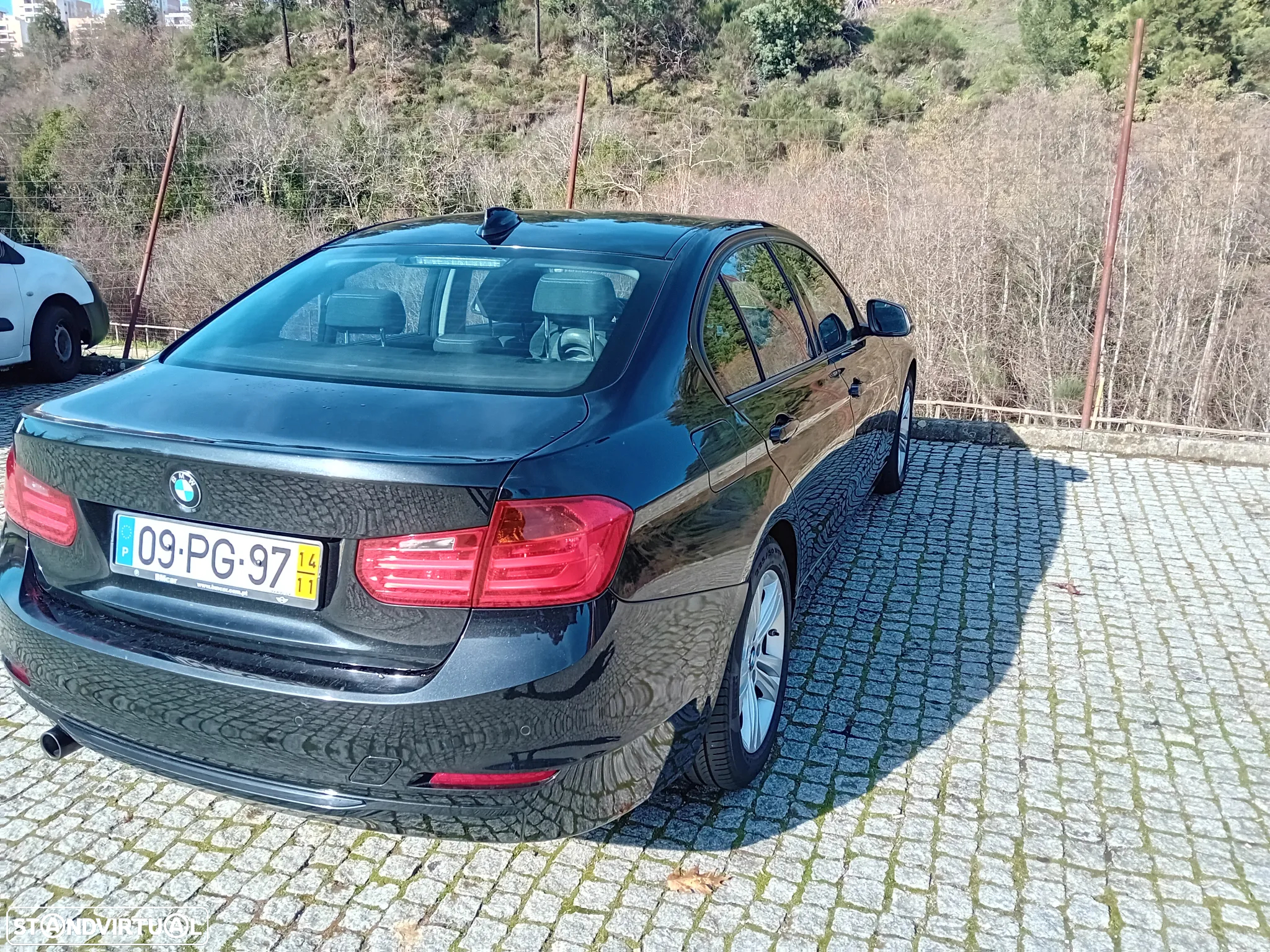 BMW 318 d Line Sport - 2