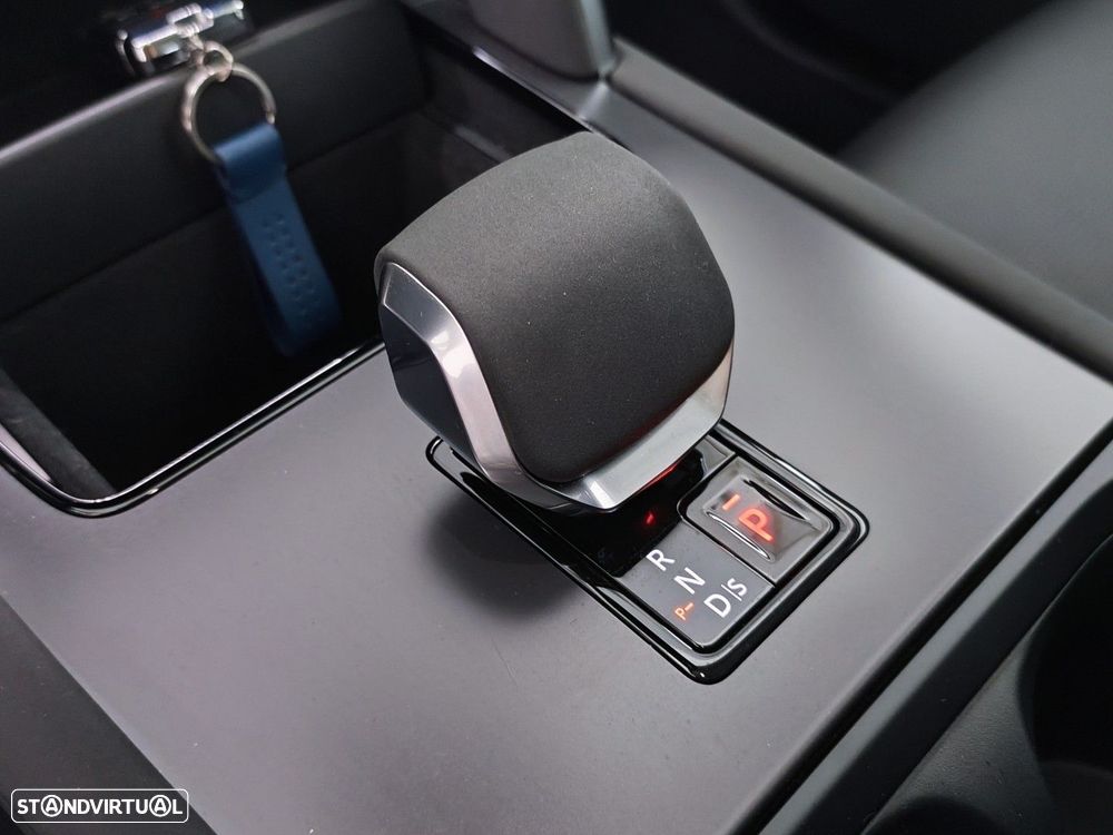 Land Rover Discovery Sport 1.5 I3 P300e AWD S - 23