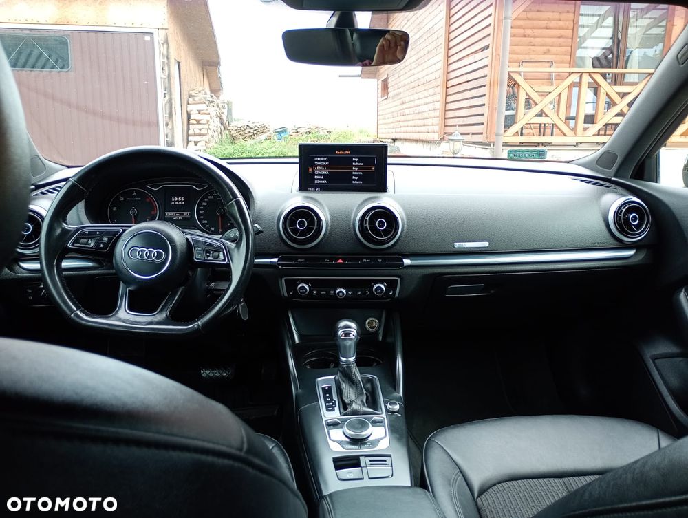 Audi A3 Sportback 1.6 TDI S tronic - 5