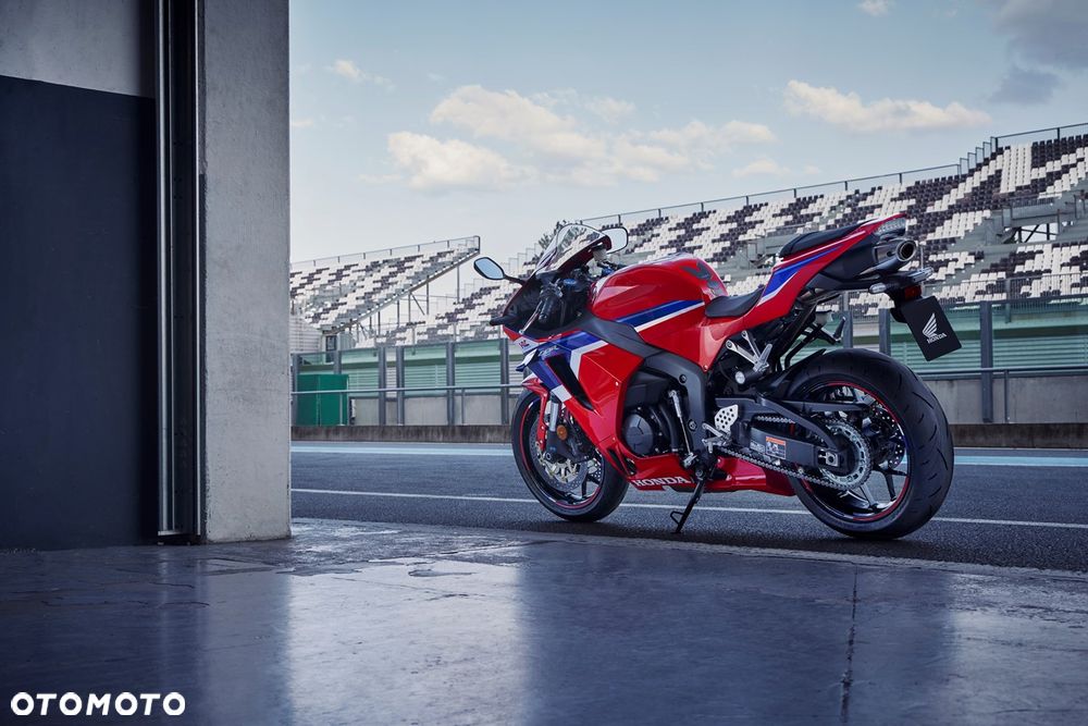 Honda CBR - 12