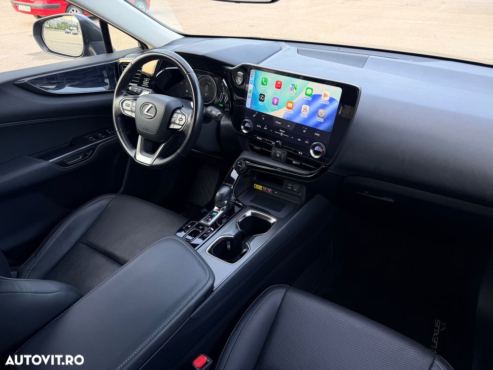Lexus Seria NX - 7