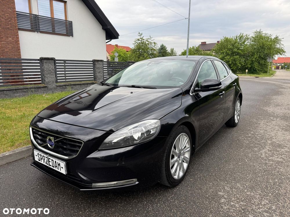 Volvo V40 D2 Summum - 9