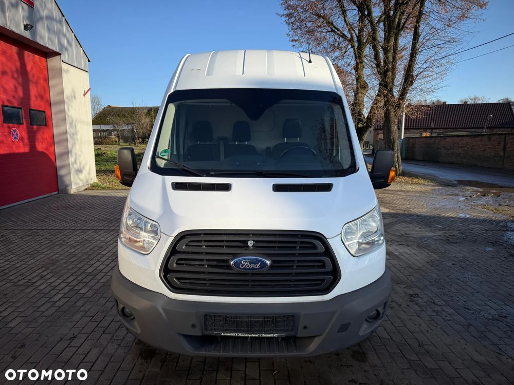 Ford Transit - 1