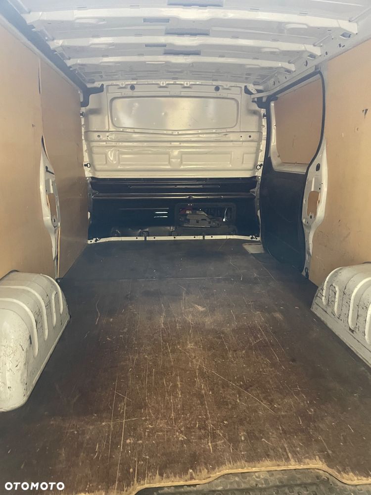 Renault Trafic - 11