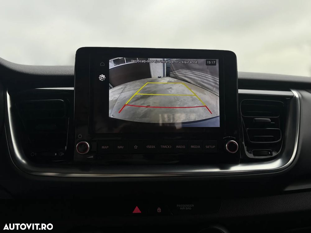 Kia Stonic 1.2 MPI 5MT Trend - 17