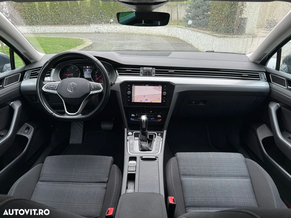 Volkswagen Passat 2.0 TDI SCR DSG Business - 9