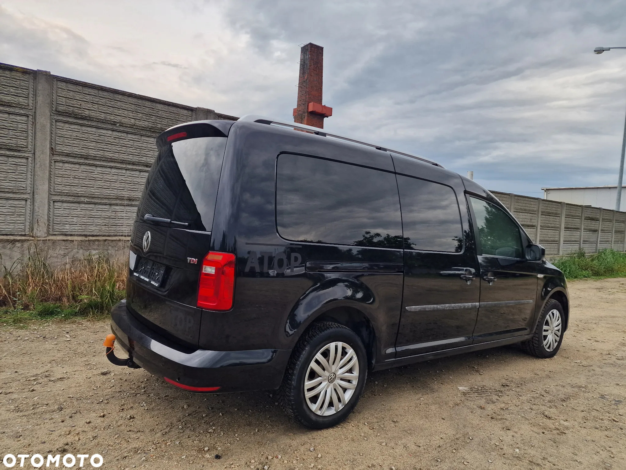 Volkswagen Caddy Maxi 2.0 TDI Comfortline - 6
