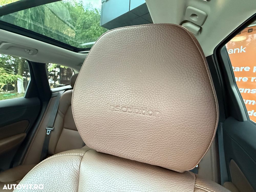 Volvo XC 60 B4 MHEV AWD Inscription - 27