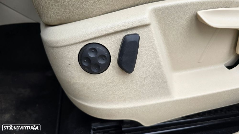 VW Sharan 2.0 TDI Blue Highline - 36