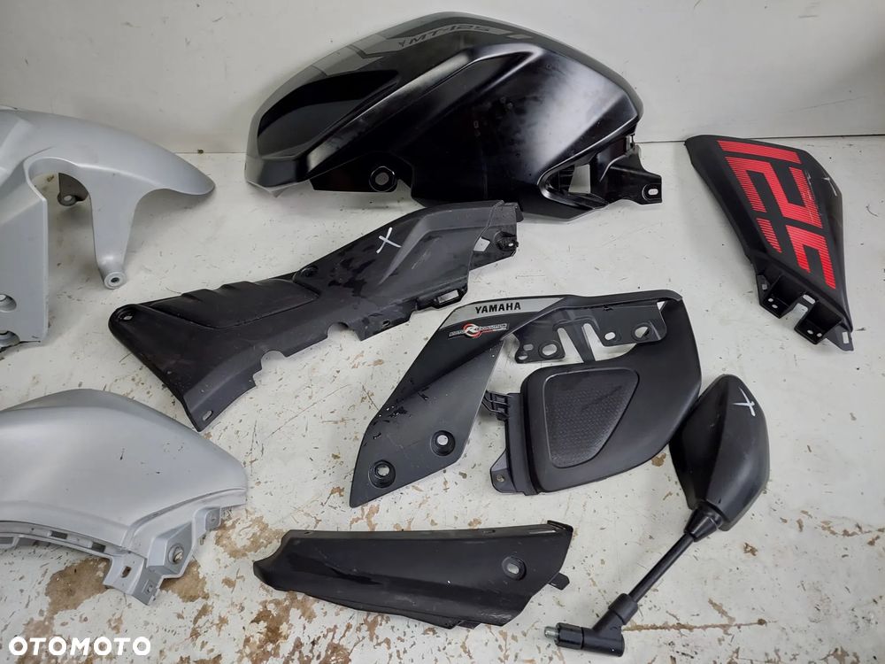 YAMAHA MT-125 błotnik lusterko owiewka bok boczek - 3