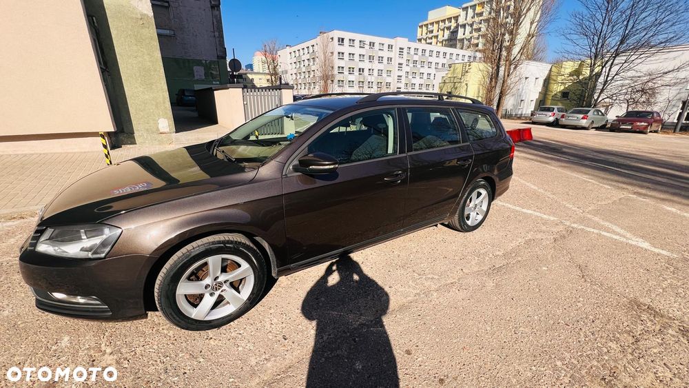 Volkswagen Passat 2.0 TDI Comfortline DSG - 2