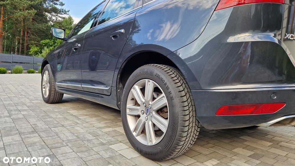 Volvo XC 60 D5 AWD Summum - 11