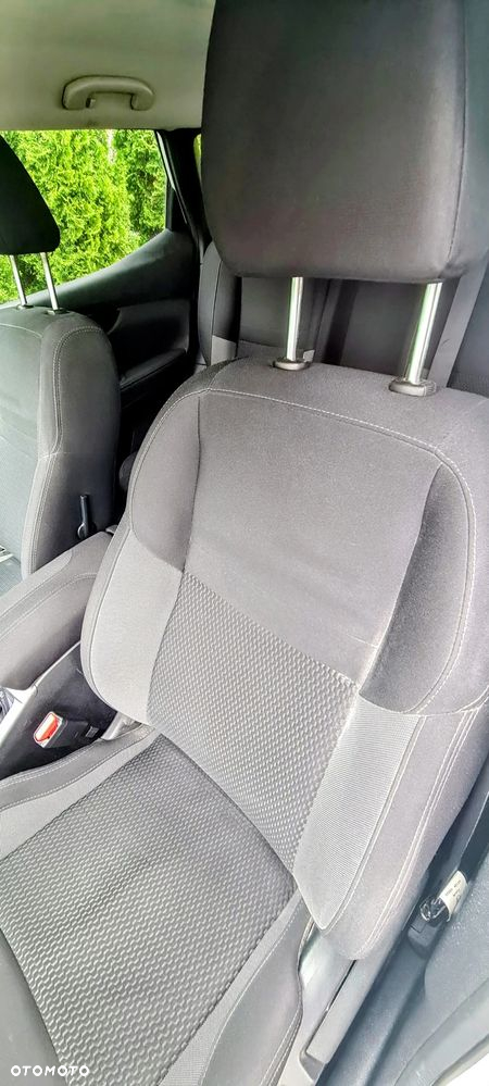 Nissan Qashqai 1.6 DCi N-Connecta Xtronic - 12