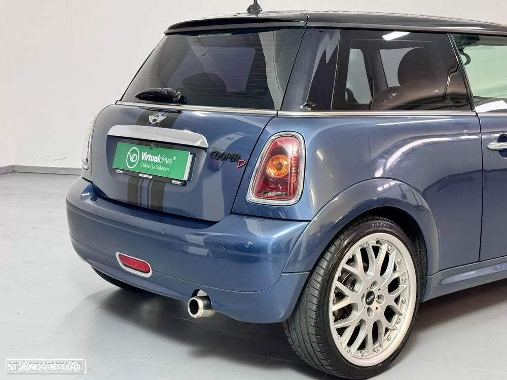 MINI 3 Portas Cooper D - 7