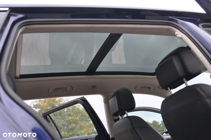 Volkswagen Passat - 6