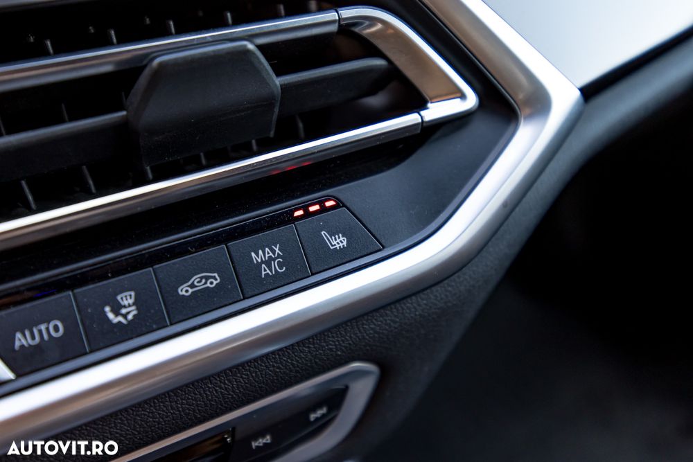 BMW X5 xDrive40i - 25