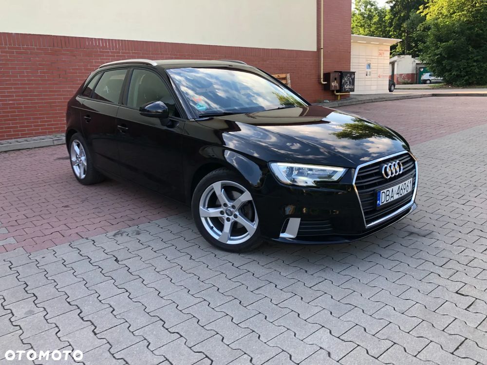 Audi A3 Sportback 1.5 TFSI cylinder on demand S tronic sport - 1
