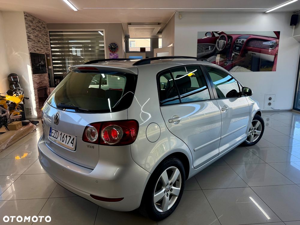 Volkswagen Golf Plus - 4