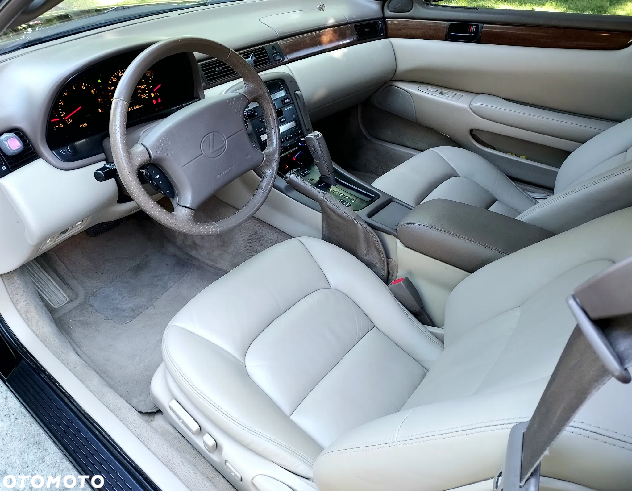 Lexus SC 400 - 22