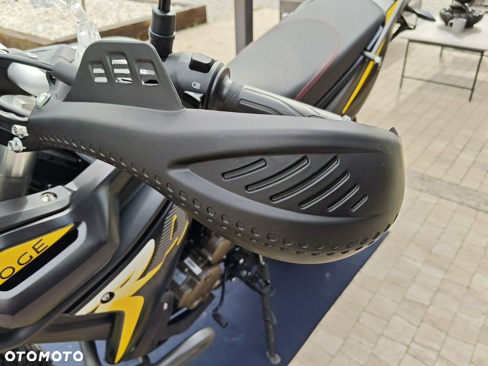 VOGE 300GY RALLY - 5