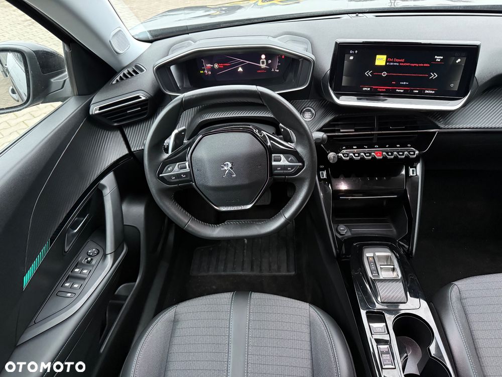 Peugeot 2008 1.2 PureTech Allure S&S EAT8 - 20