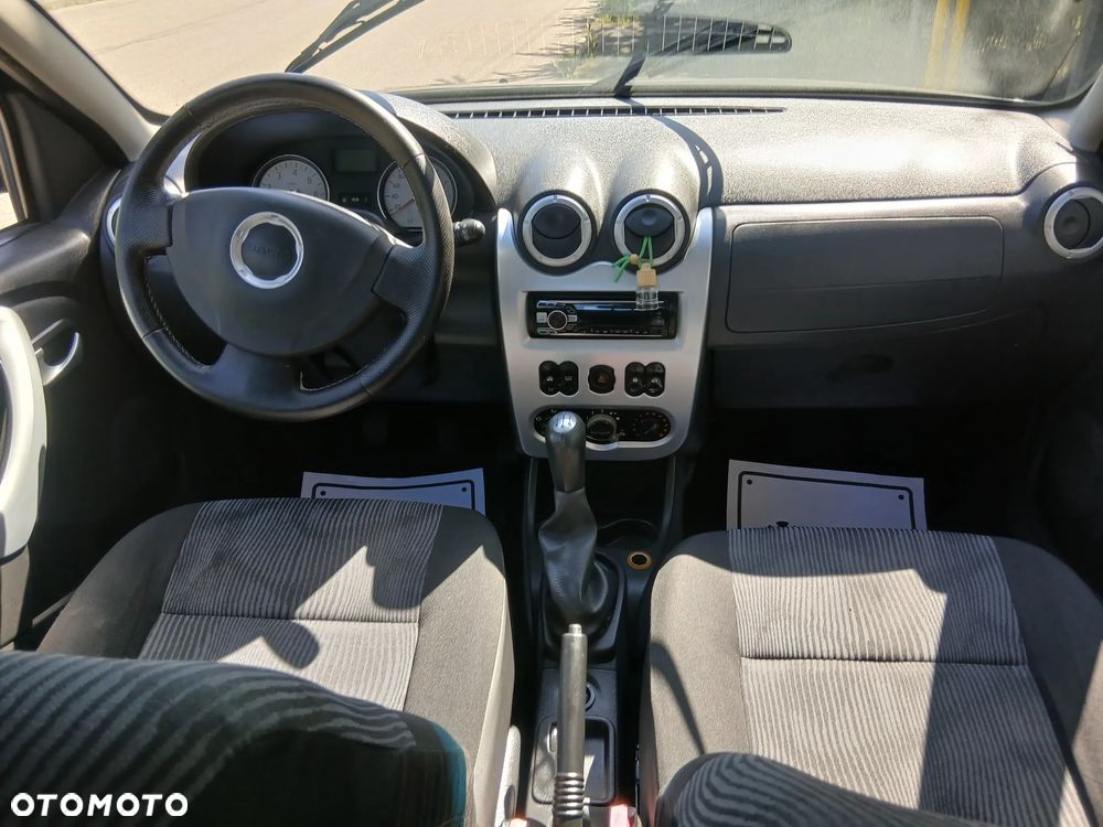 Dacia Sandero 1.6 Ambiance - 34