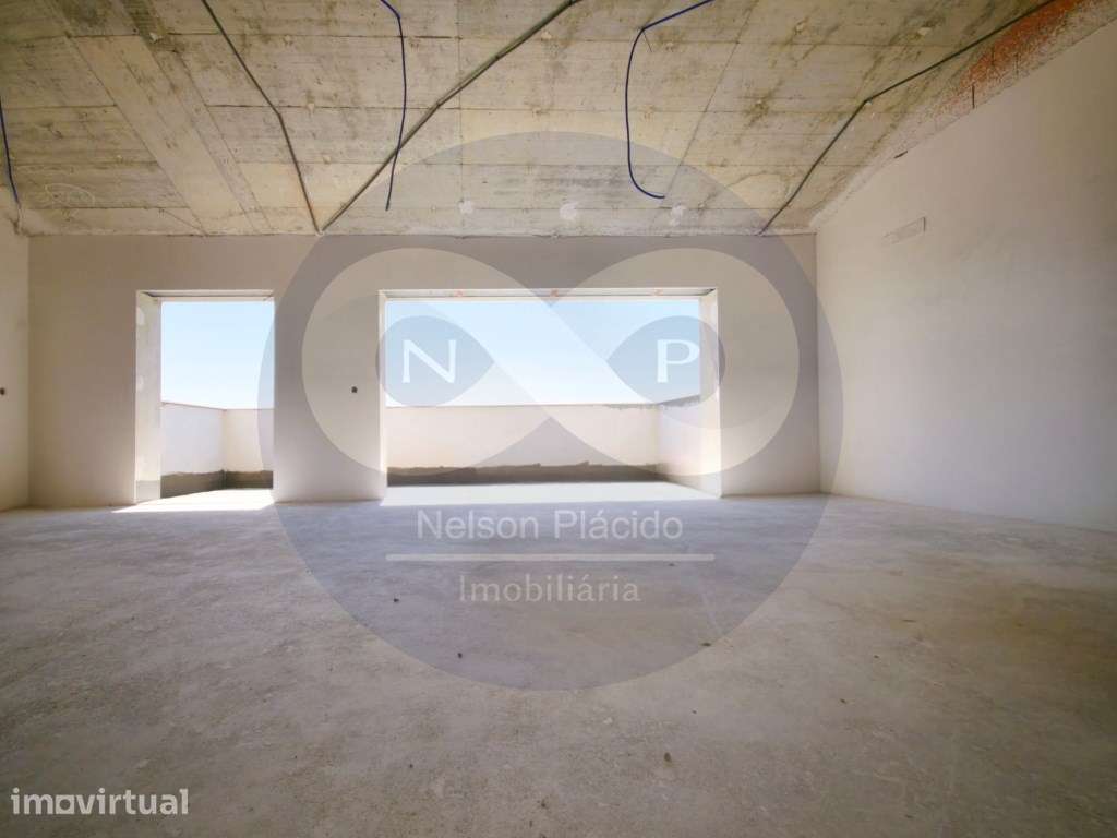 ÚLTIMO T2 NOVO | 2 TERRAÇOS | 2 ESTACION | +/- 40 MIN LISBOA - Grande imagem: 5/28