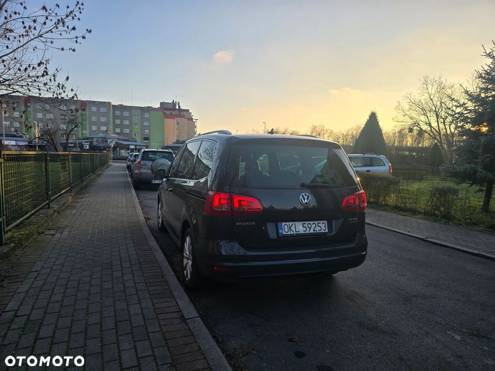 Volkswagen Sharan 2.0 TDI DSG BlueMotion Technology Comfortline - 15