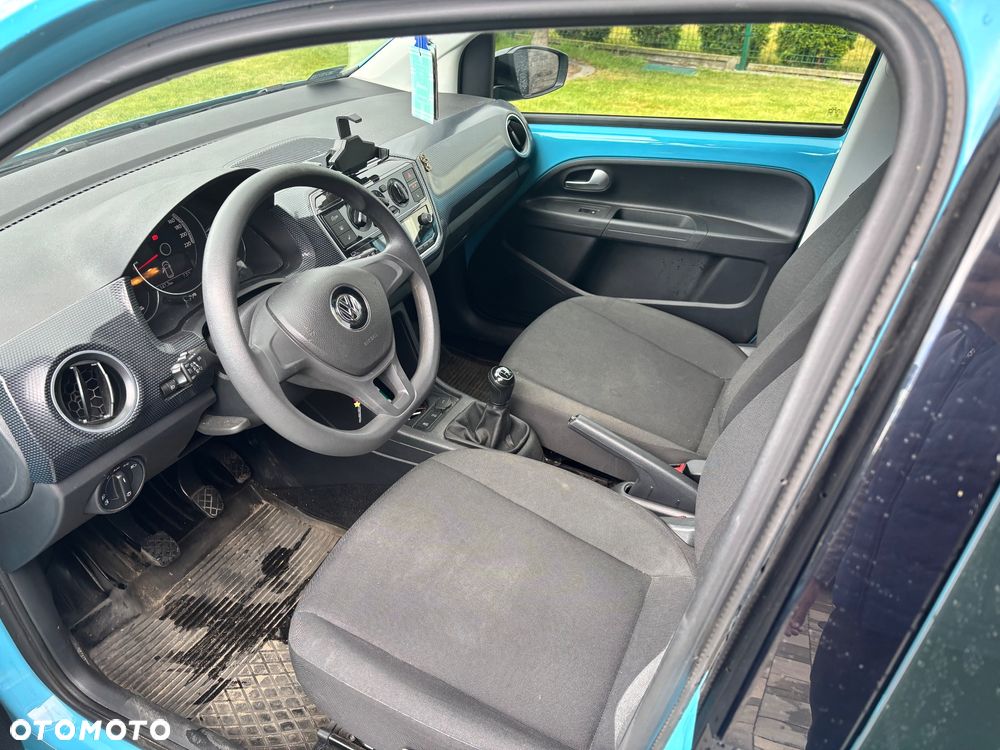 Volkswagen up! R-Line - 14