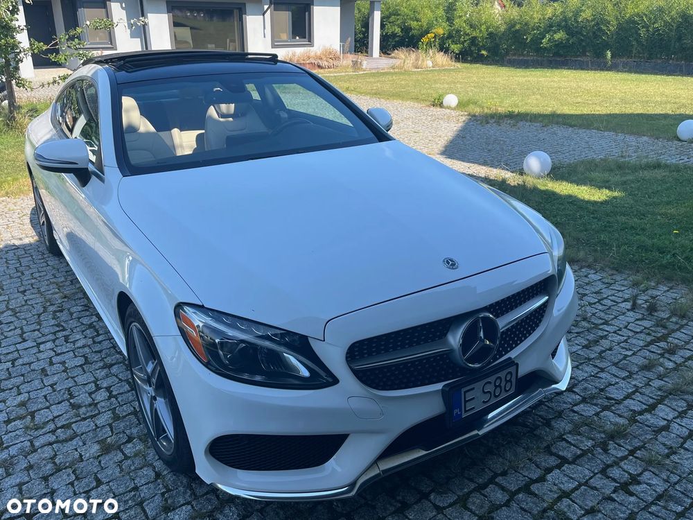 Mercedes-Benz Klasa C 300 Coupe 9G-TRONIC AMG Line - 3