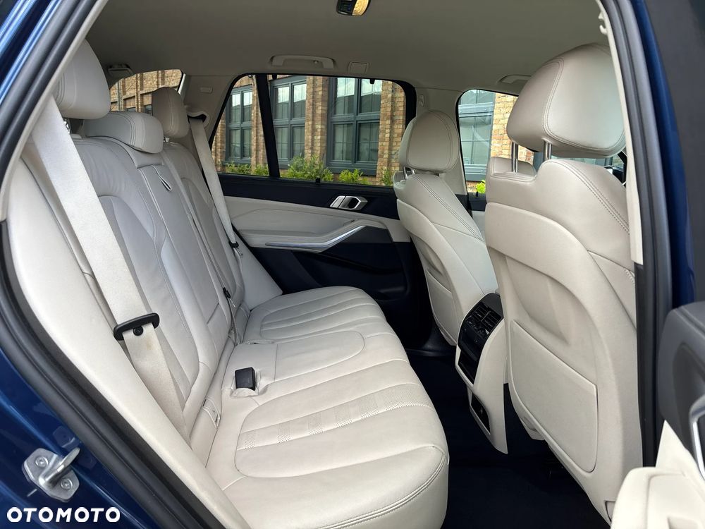 BMW X5 xDrive25d - 12