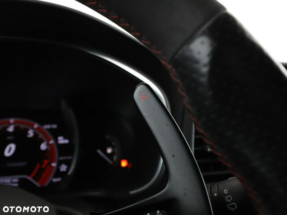 Renault Megane 1.8 TCe R.S EDC - 33