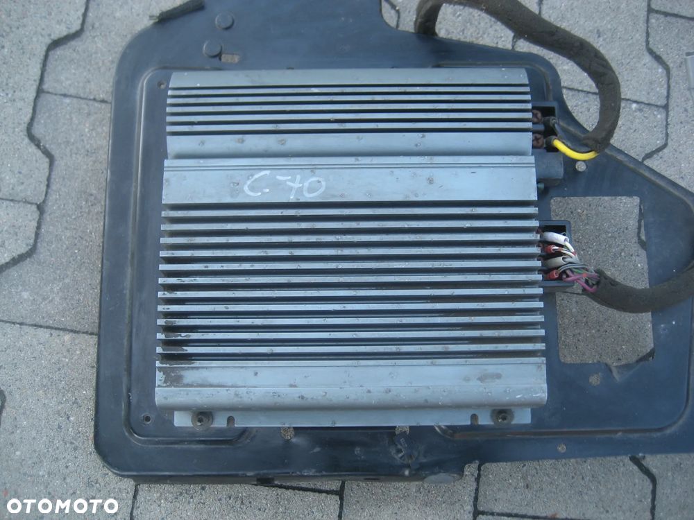 volvo c70 98-04r wzmacniacz radia 3533876 4x60w - 2