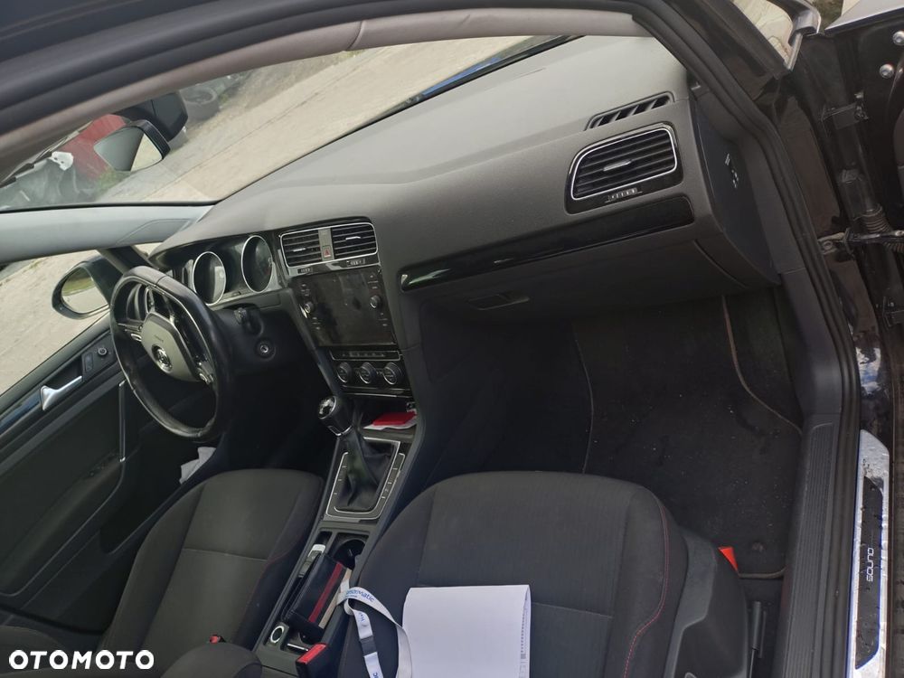 Volkswagen Golf 1.6 TDI SCR Comfortline - 3