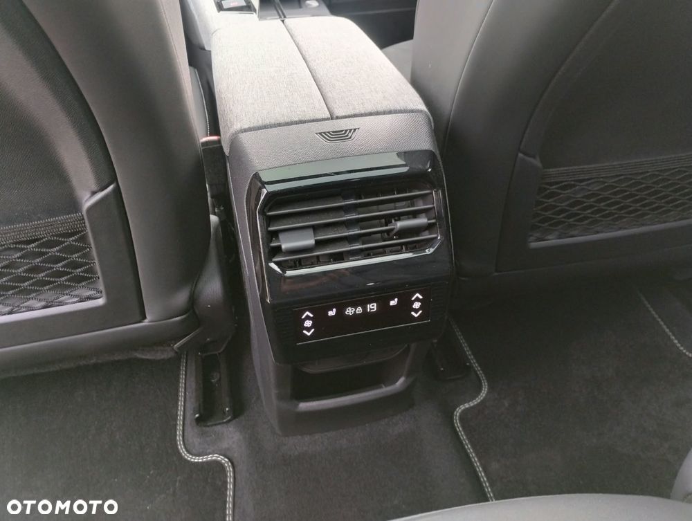 Peugeot 5008 1.2 PureTech mHEV GT S&S e-DCS6 - 24