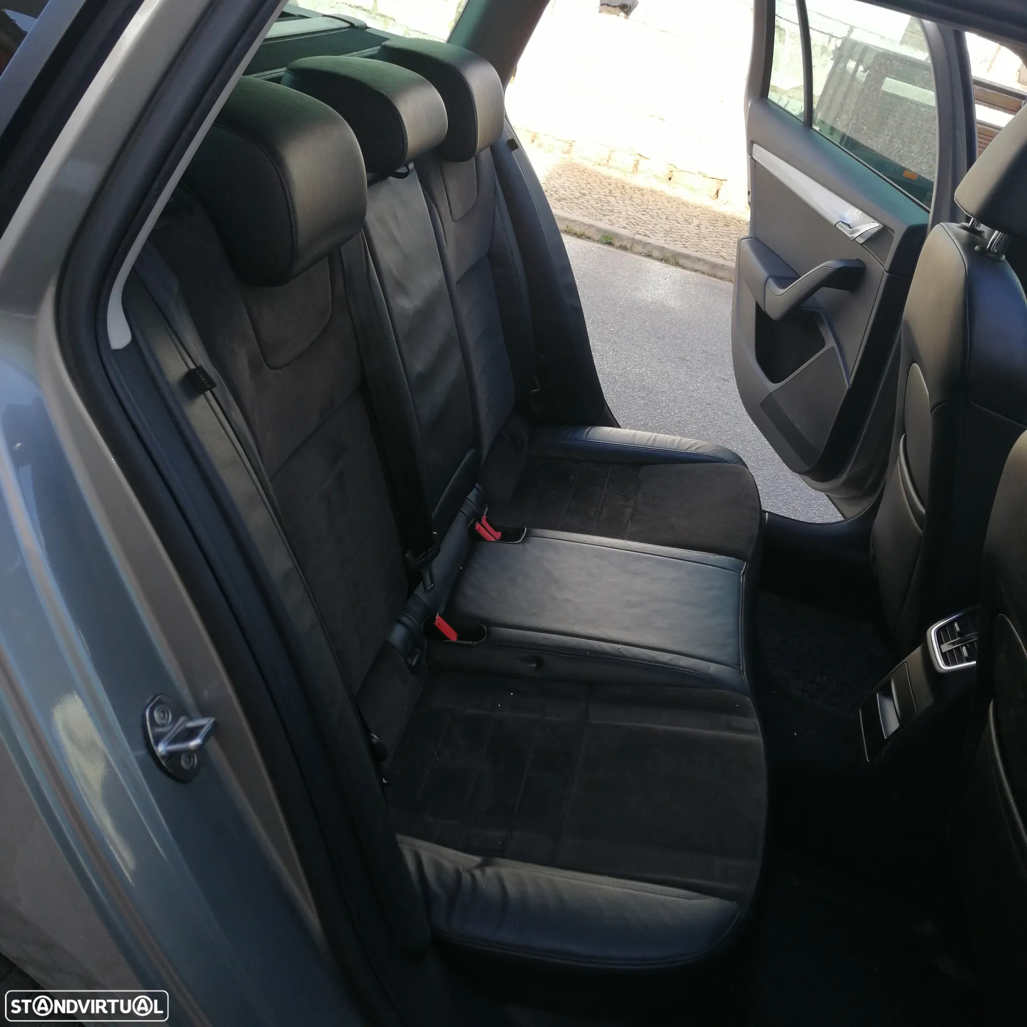 Skoda Octavia Break 1.6 TDi Elegance - 8
