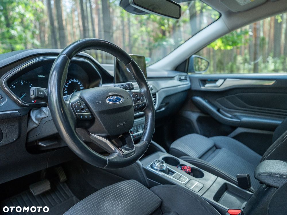 Ford Focus 2.0 EcoBlue Titanium - 6