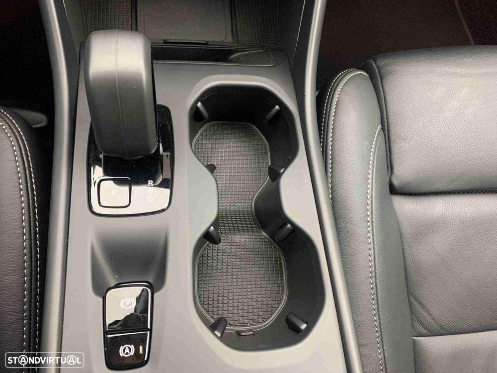 Volvo XC 40 1.5 T4 PHEV Core - 8