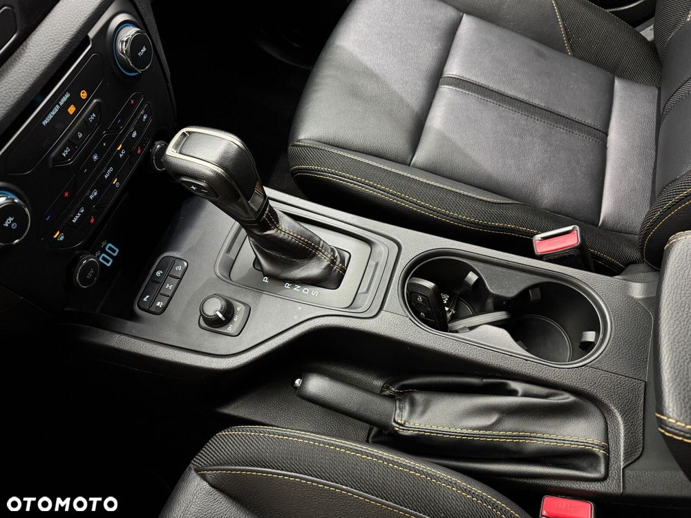 Ford Ranger 2.0 EcoBlue 4x4 DC Wildtrak - 29