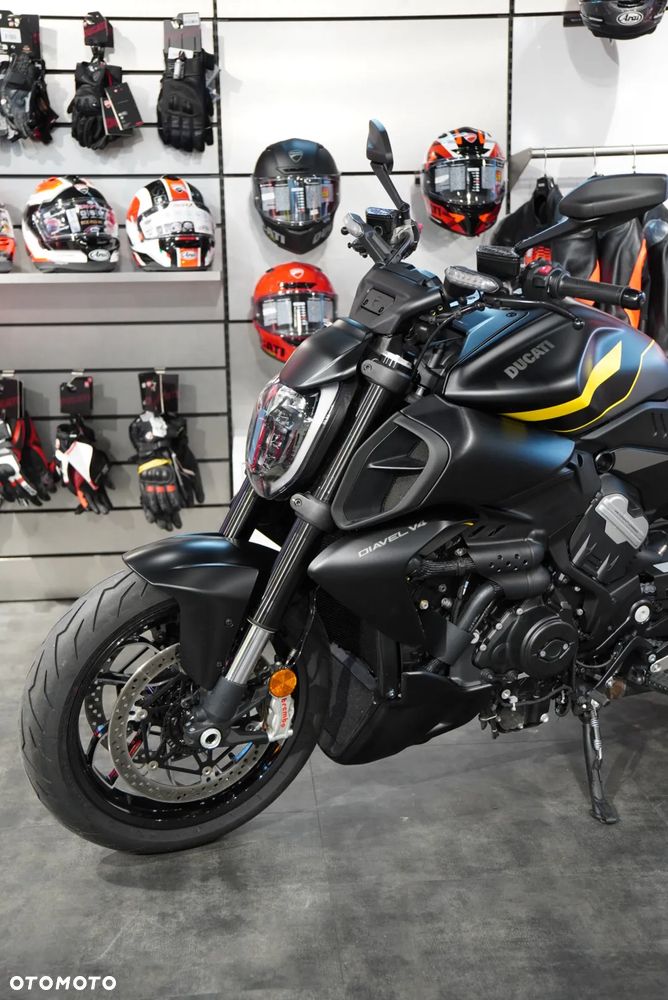 Ducati Diavel - 8