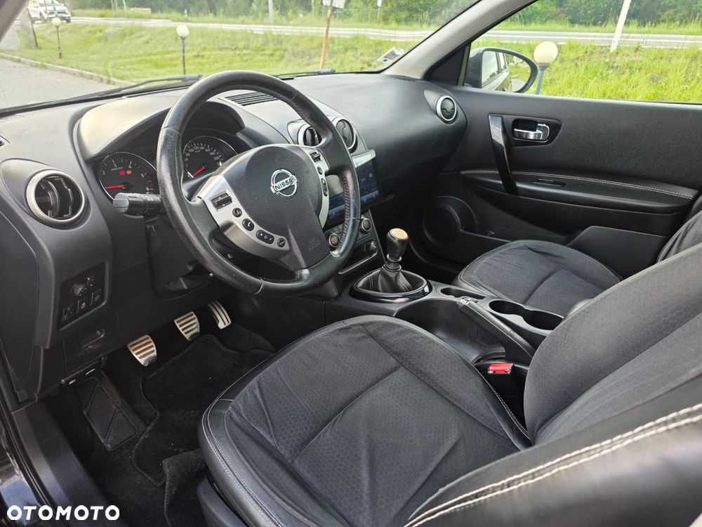 Nissan Qashqai - 12